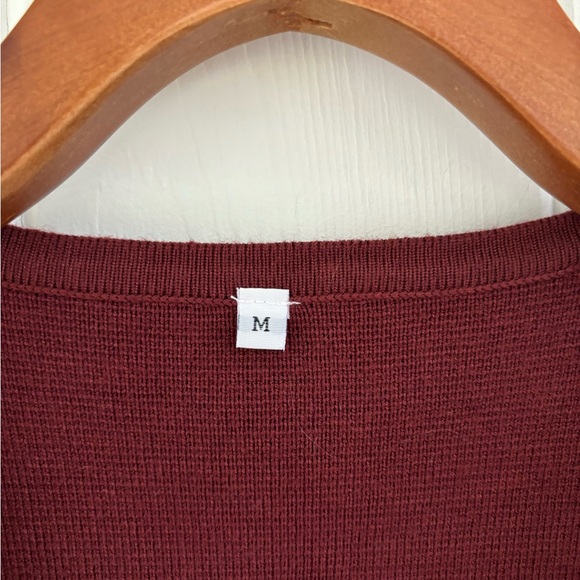 Maroon Burgundy Cardigan Lapel Sweater Long Line Minimal Women Medium M Pockets - Picture 11 of 12